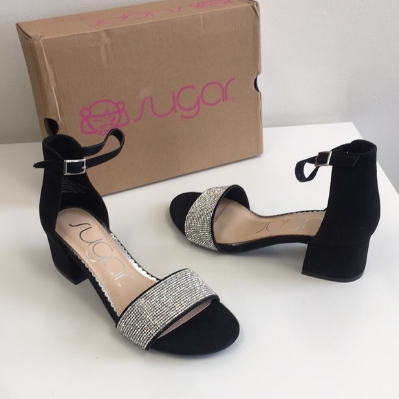 Sugar Shoes - New WB Woman’s Sugar Heeled Sandals